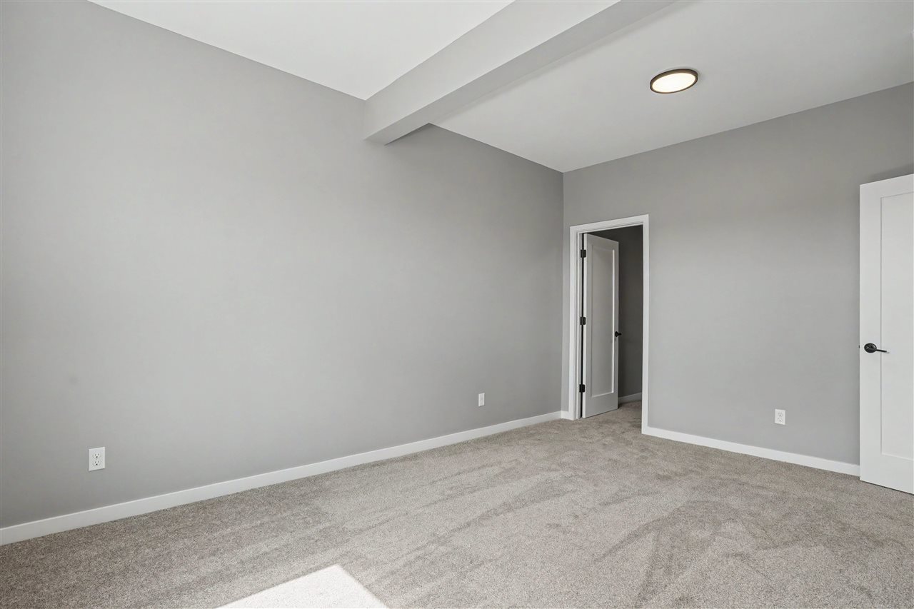 241 Howard Avenue NW Swisher IA 52338