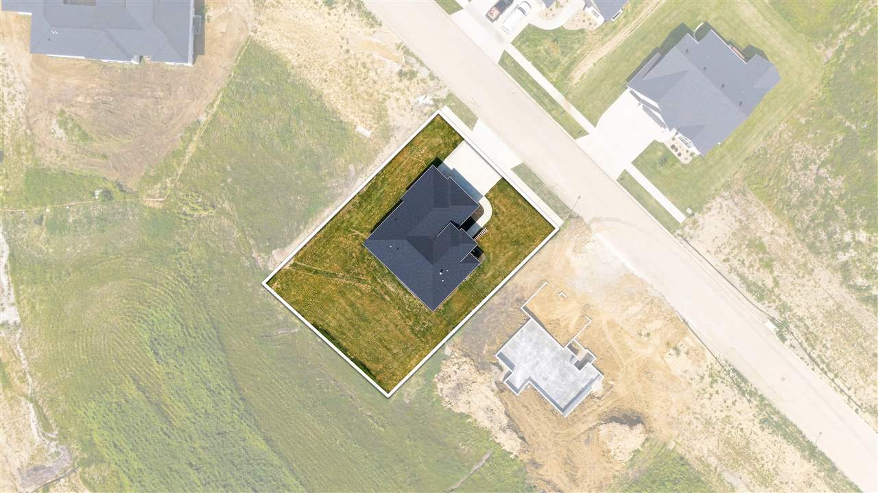 241 Howard Avenue NW Swisher IA 52338