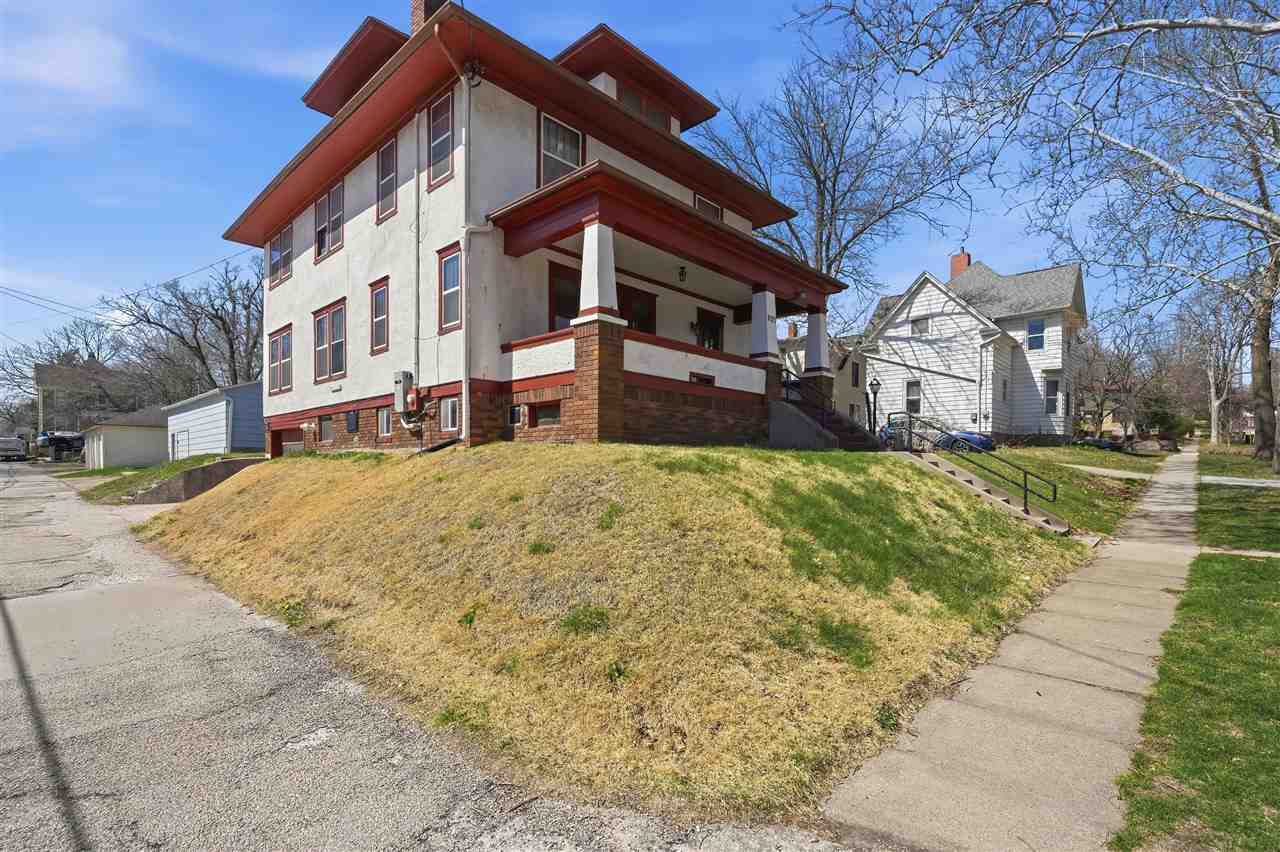 621 N Van Buren Street Iowa City IA 52245