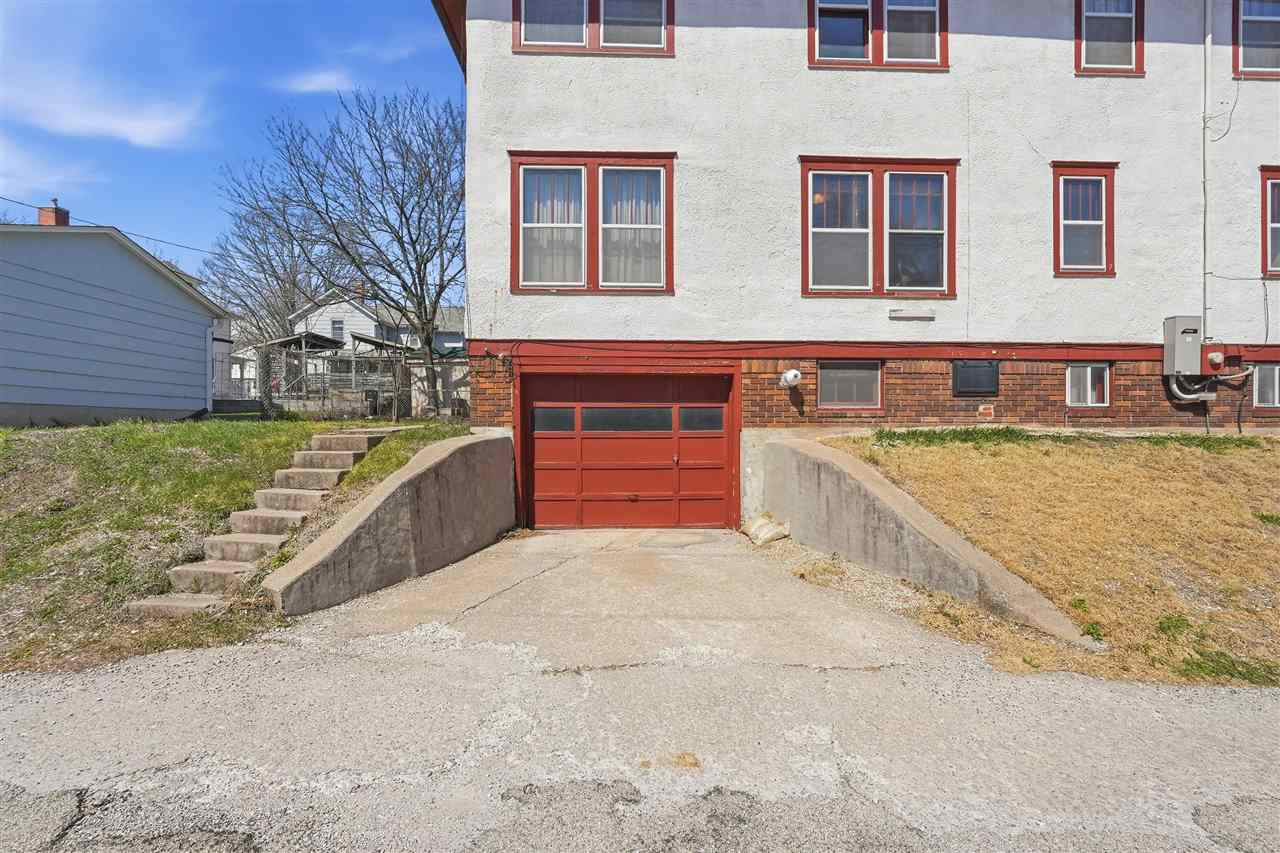 621 N Van Buren Street Iowa City IA 52245