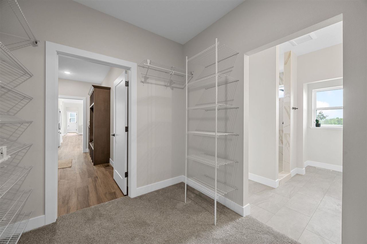 3009 Prairielight Court Hiawatha IA 52233