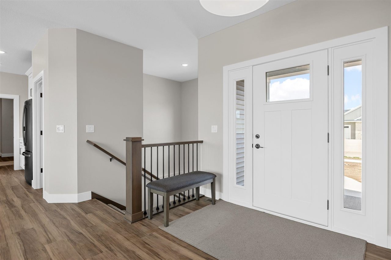 3009 Prairielight Court Hiawatha IA 52233