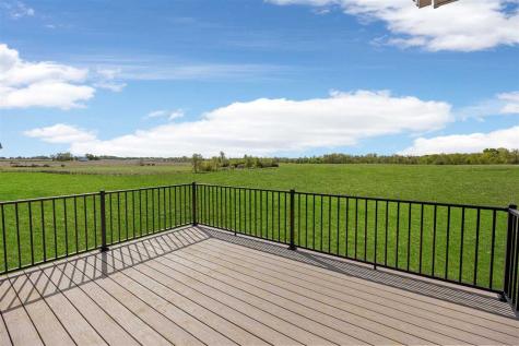 3009 Prairielight Court Hiawatha IA 52233