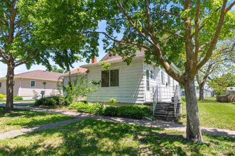 106 Mulberry Street Tipton IA 52772