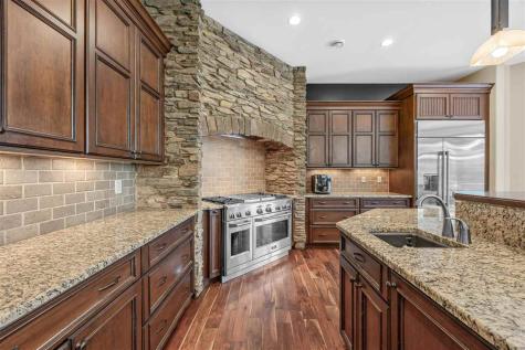 3220 Ever Tree Lane NE Solon IA 52333