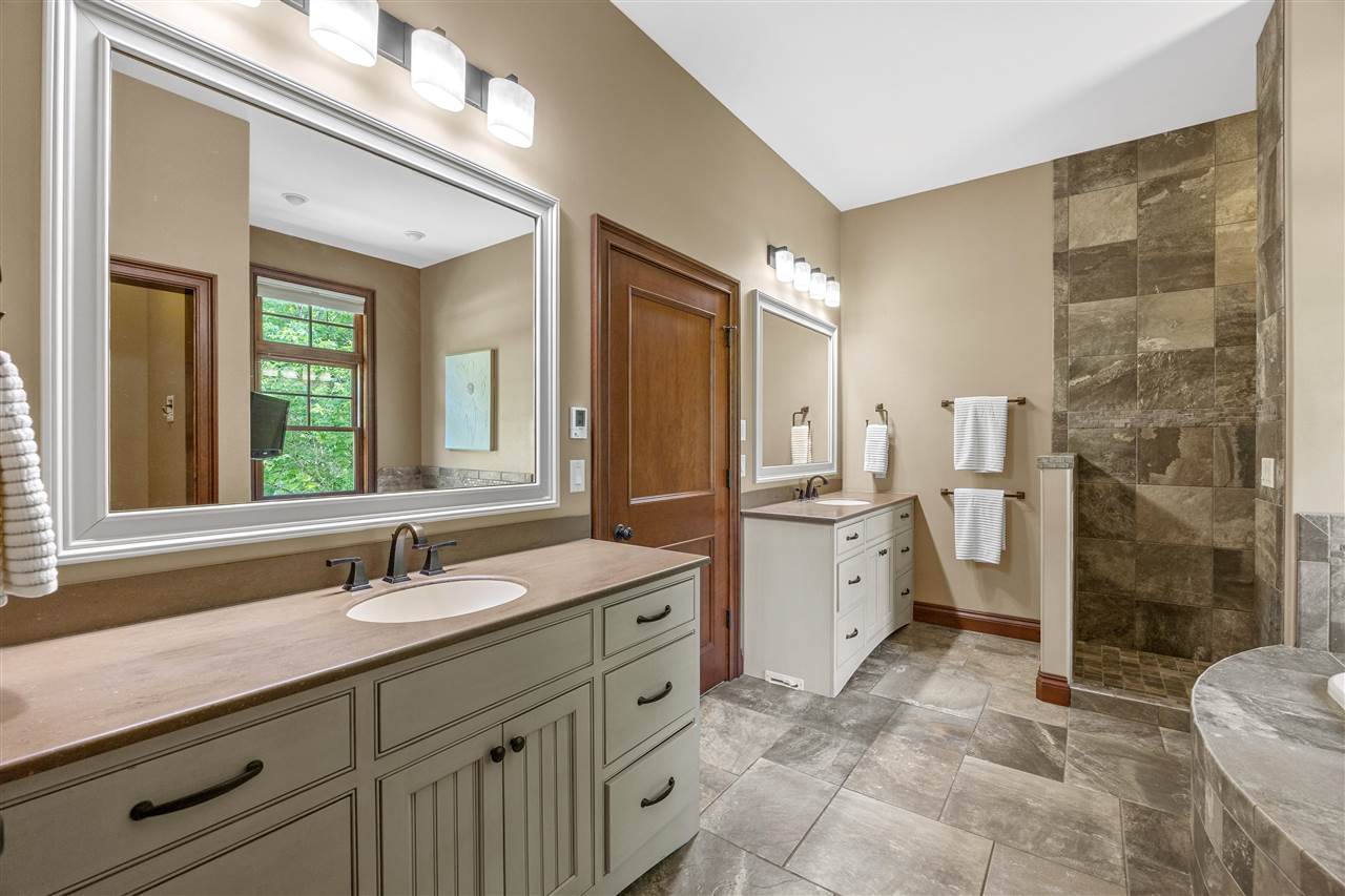 3220 Ever Tree Lane NE Solon IA 52333