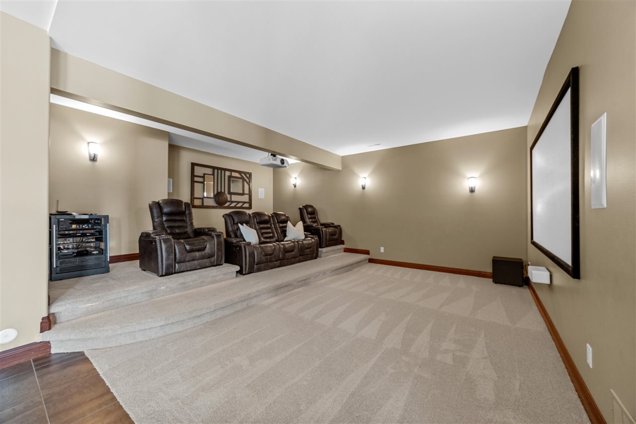 3220 Ever Tree Lane NE Solon IA 52333