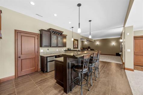 3220 Ever Tree Lane NE Solon IA 52333