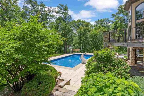 3220 Ever Tree Lane NE Solon IA 52333