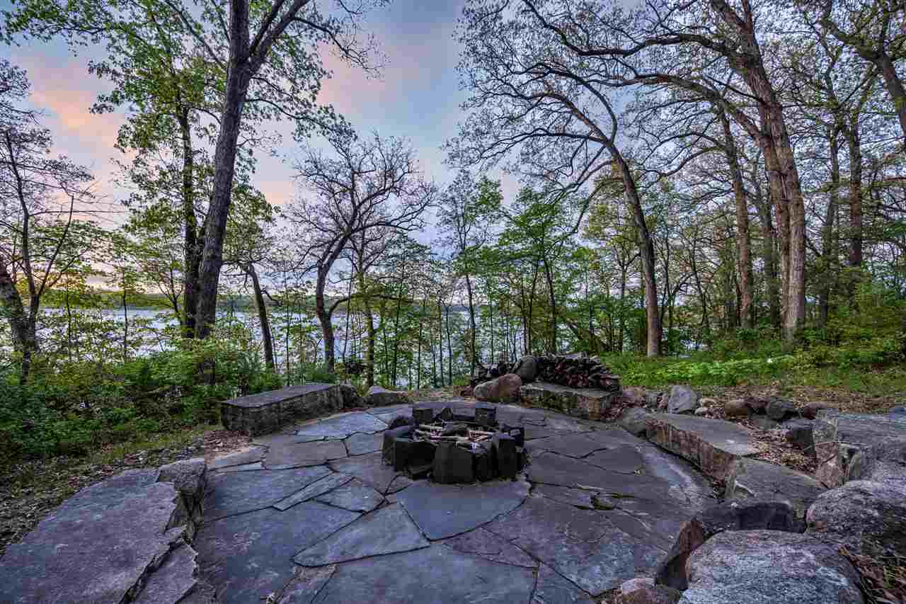 3220 Ever Tree Lane NE Solon IA 52333