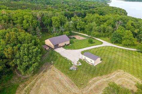 3220 Ever Tree Lane NE Solon IA 52333