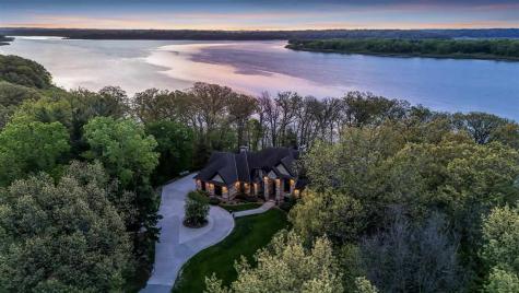 3220 Ever Tree Lane NE Solon IA 52333