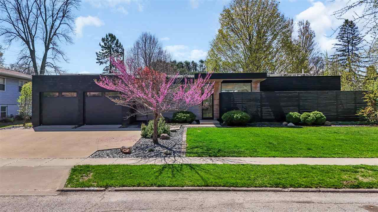 323 Koser Avenue Iowa City IA 52246