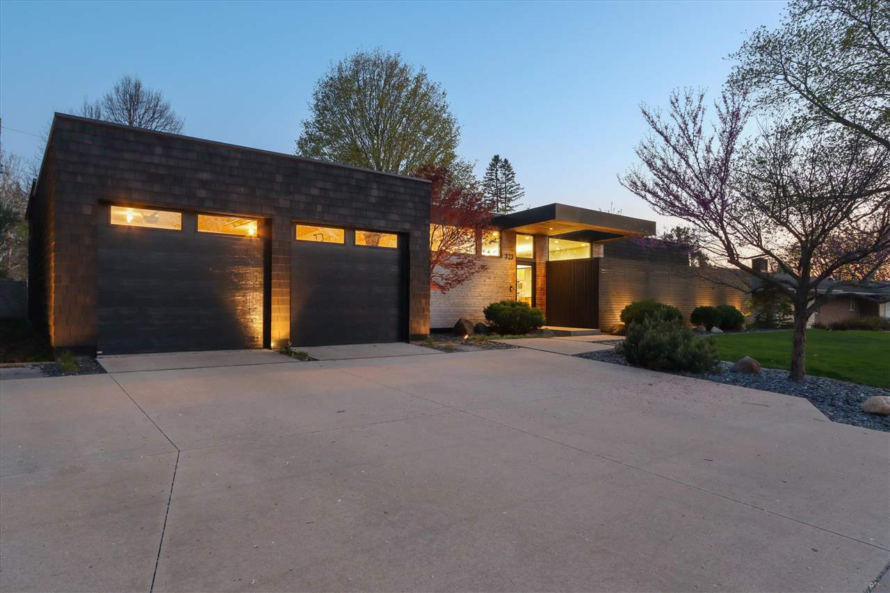 323 Koser Avenue Iowa City IA 52246