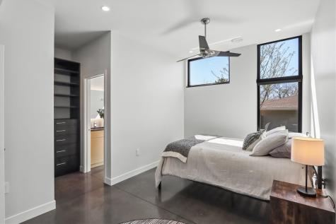 323 Koser Avenue Iowa City IA 52246