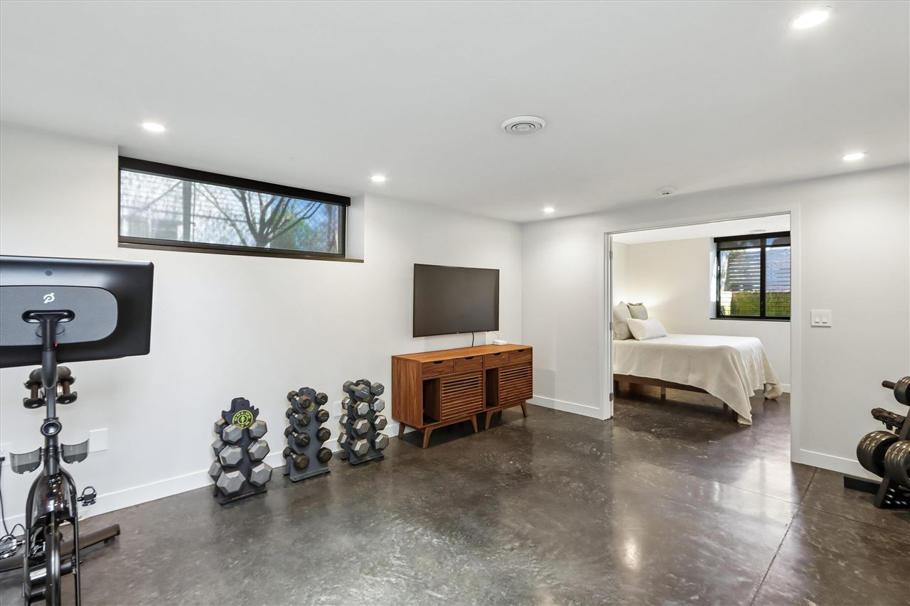 323 Koser Avenue Iowa City IA 52246