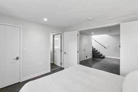 323 Koser Avenue Iowa City IA 52246