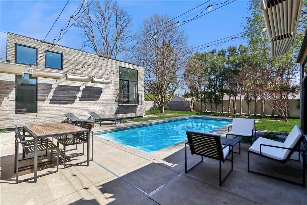 323 Koser Avenue Iowa City IA 52246