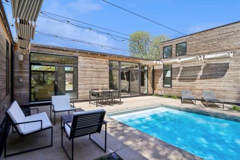 323 Koser Avenue Iowa City IA 52246