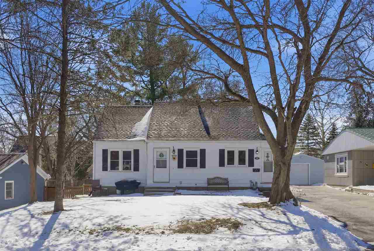 27 Prospect Place Iowa City IA 52246