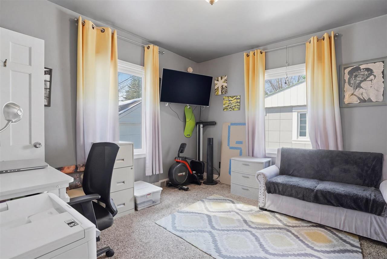 27 Prospect Place Iowa City IA 52246