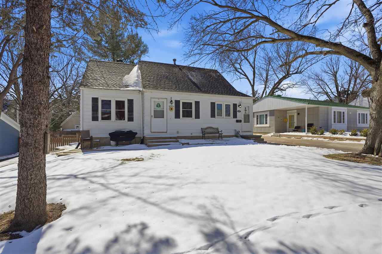 27 Prospect Place Iowa City IA 52246