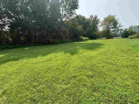 1378 Deer Run Drive Riverside IA 52327