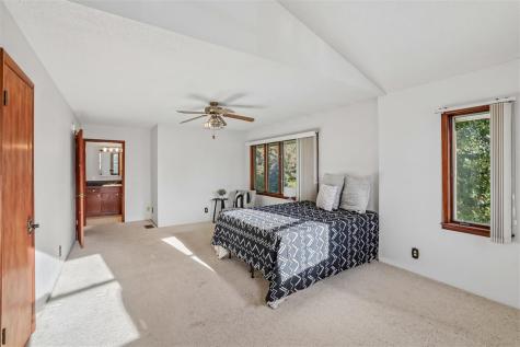 230 N Navajo Lane North English IA 52316