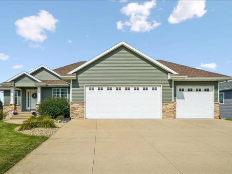 115 Ridge Drive Fairfax IA 52228