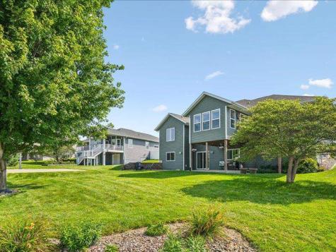 115 Ridge Drive Fairfax IA 52228