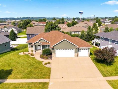 115 Ridge Drive Fairfax IA 52228