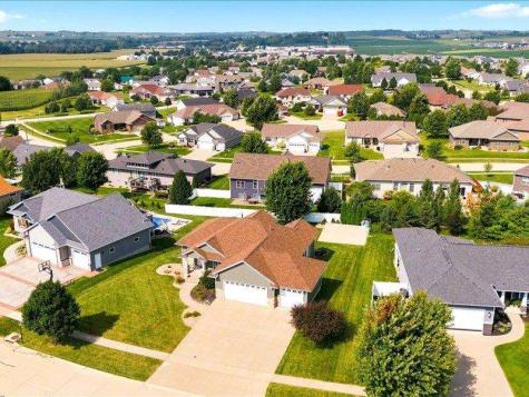 115 Ridge Drive Fairfax IA 52228