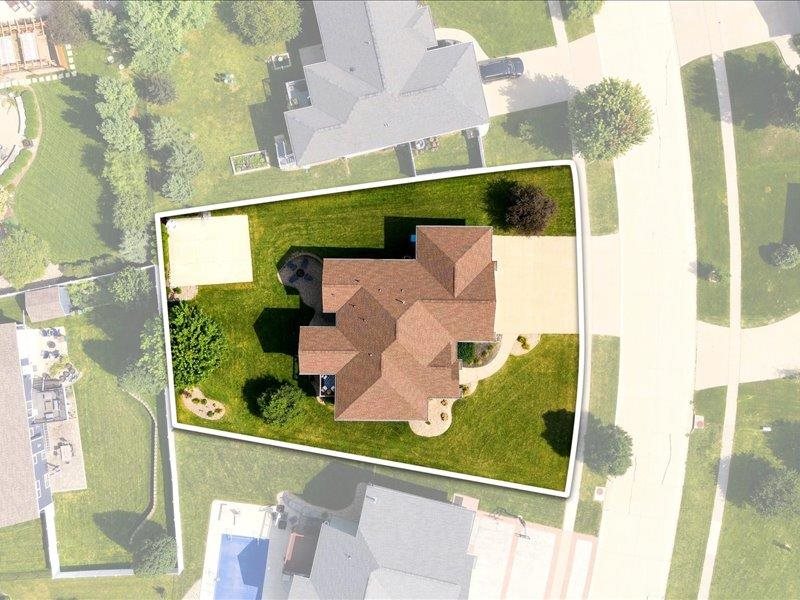 115 Ridge Drive Fairfax IA 52228