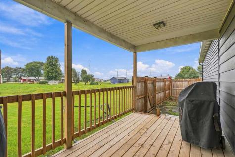 1982 Mill View Circle SW Kalona IA 52247