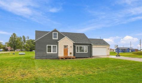 1982 Mill View Circle SW Kalona IA 52247