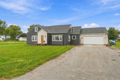 1982 Mill View Circle SW Kalona IA 52247