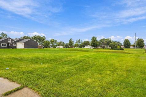 1982 Mill View Circle SW Kalona IA 52247