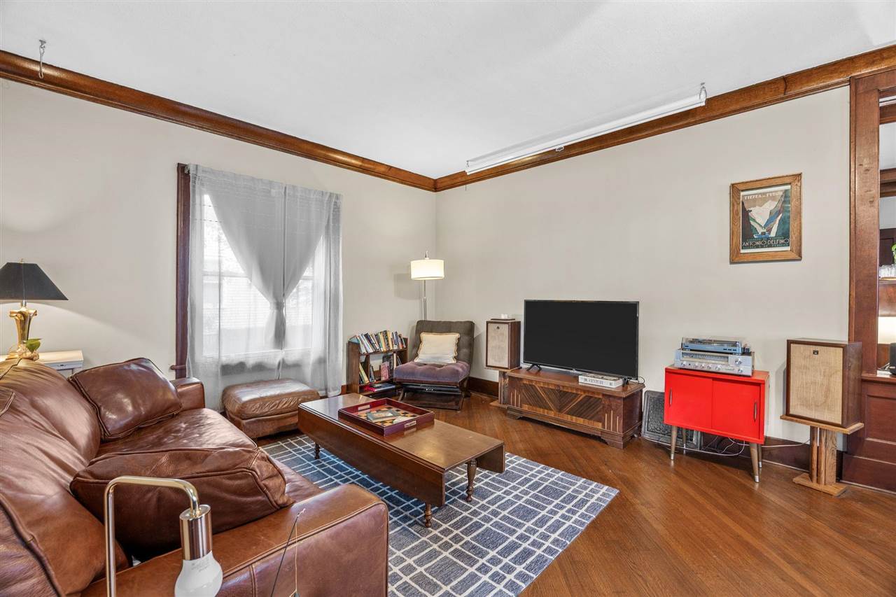 815 E Bloomington Street Iowa City IA 52245