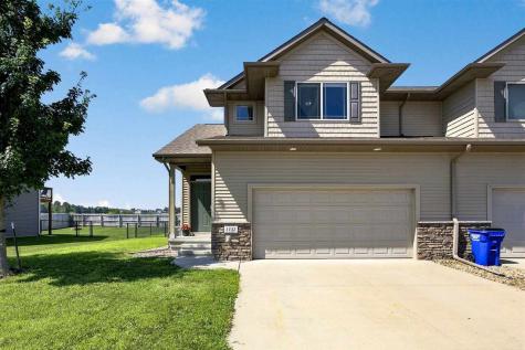 1132 Redbud Avenue Tiffin IA 52340