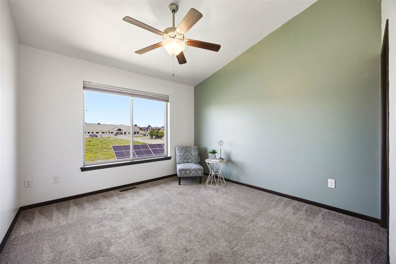 1132 Redbud Avenue Tiffin IA 52340
