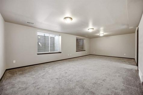 1132 Redbud Avenue Tiffin IA 52340