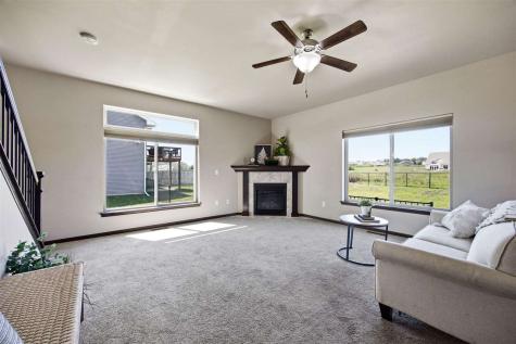 1132 Redbud Avenue Tiffin IA 52340