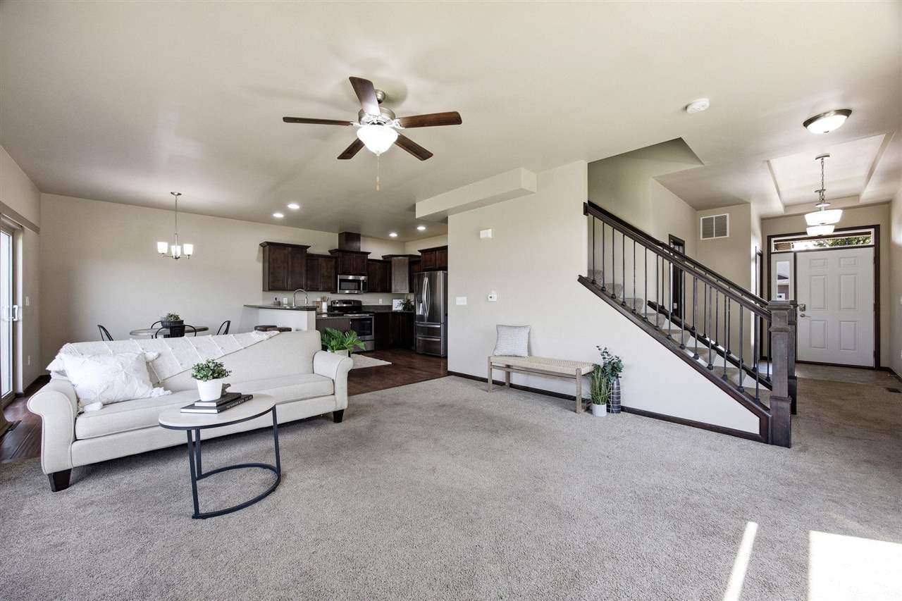 1132 Redbud Avenue Tiffin IA 52340