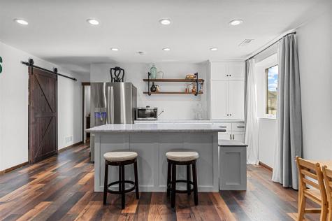 2793 Creekview Trail Palo IA 52324