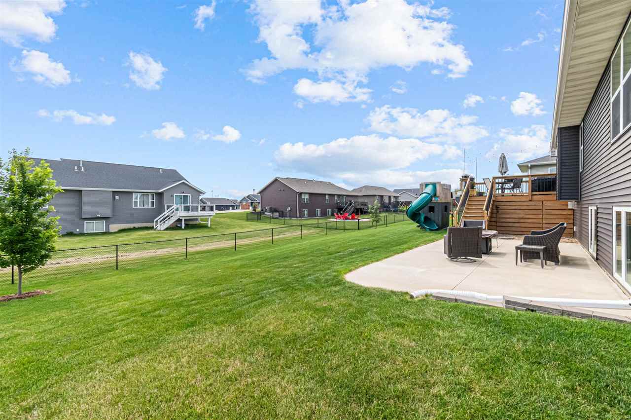 2793 Creekview Trail Palo IA 52324