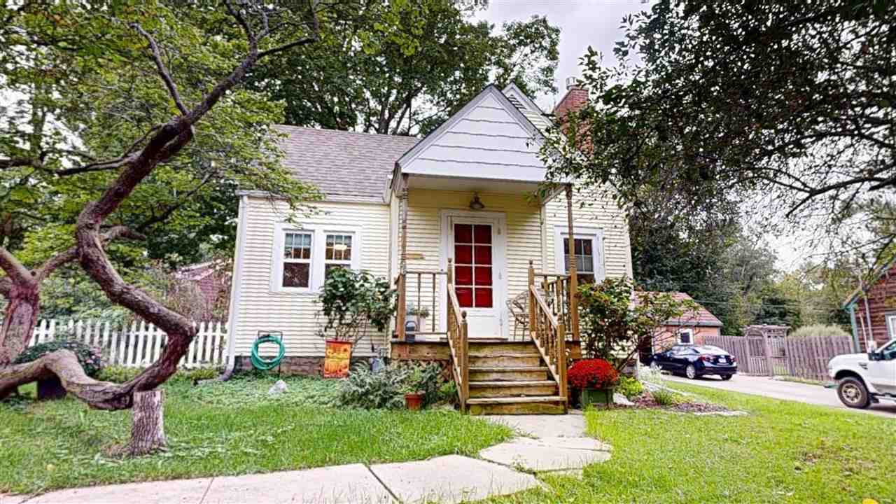 1123 Franklin Iowa City IA 52240