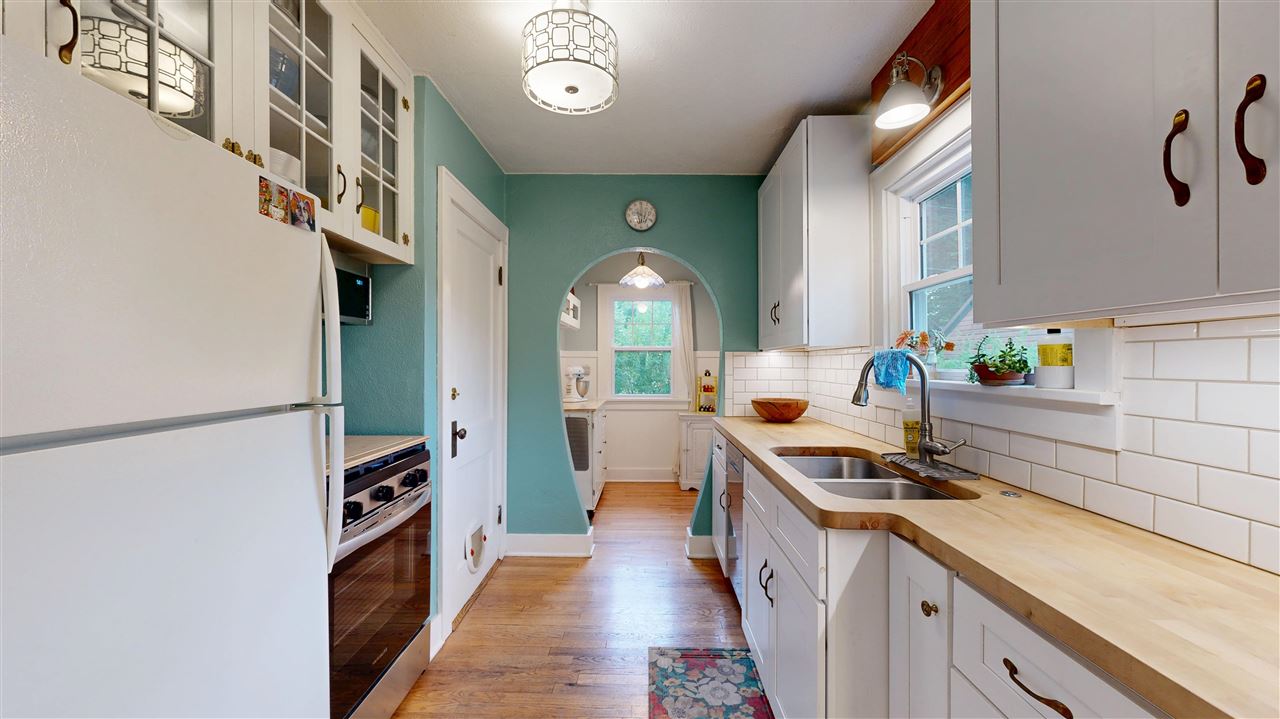 1123 Franklin Iowa City IA 52240
