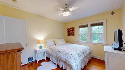 1123 Franklin Iowa City IA 52240
