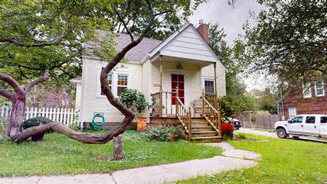 1123 Franklin Iowa City IA 52240