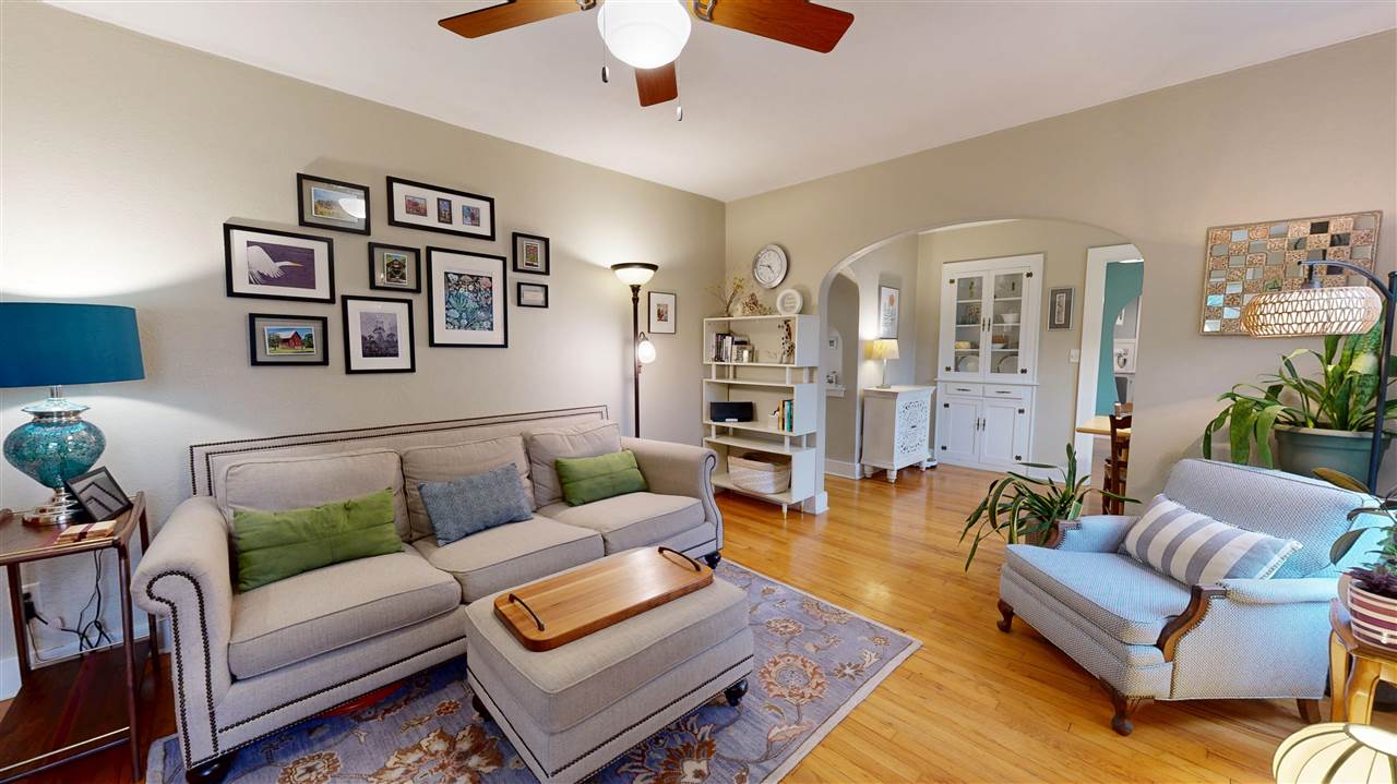 1123 Franklin Iowa City IA 52240